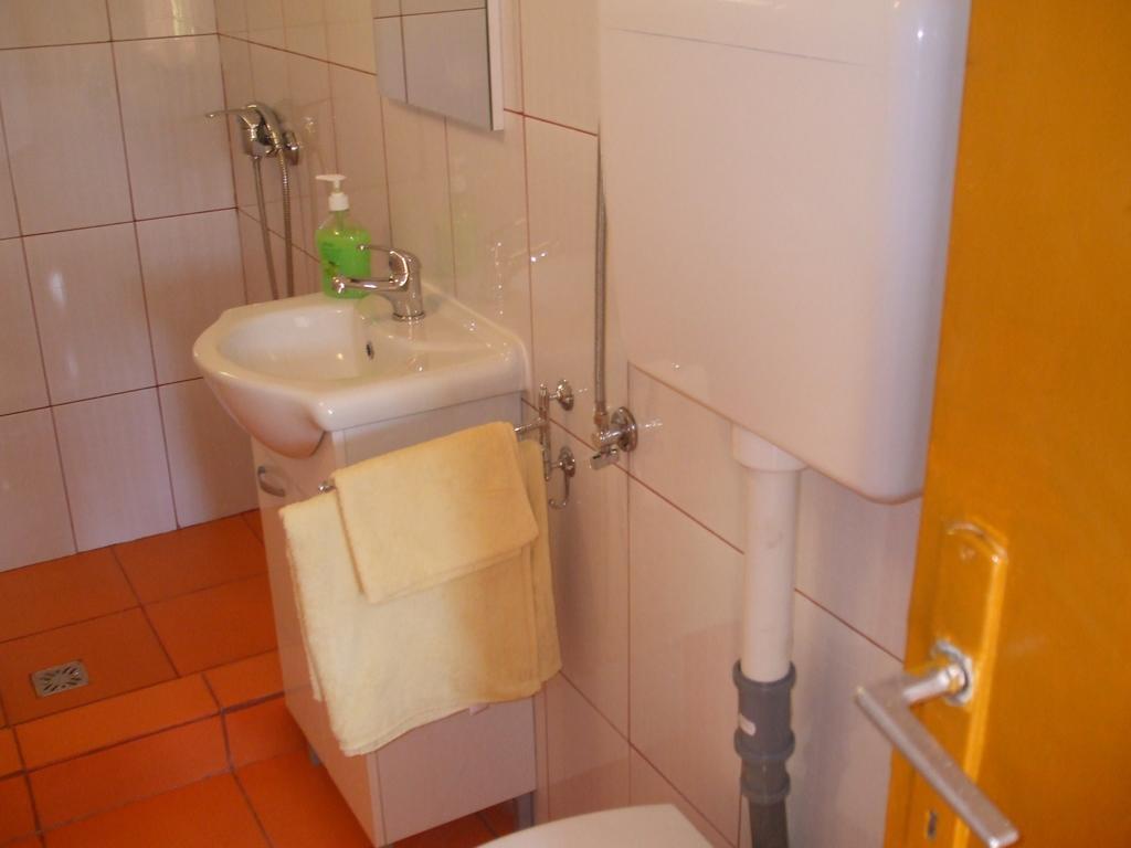 Pensiunea Mimi Mediaş Habitación foto