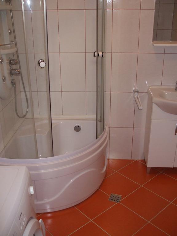Pensiunea Mimi Mediaş Habitación foto